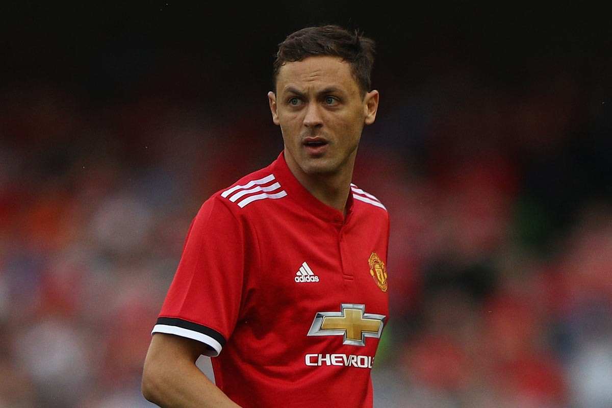 他在攻防两 他在攻防两